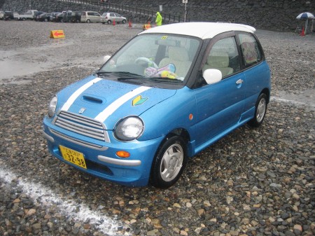 almost a mini cooper s (but really a daihatsu, as far as i can tell)